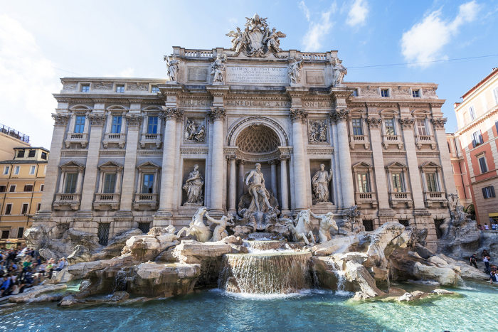 One of the best tourist attractions in Rome: Trevi fountain