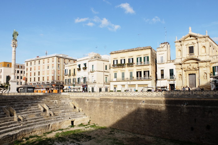 roman-amphitheater-lecce-southern-italy
